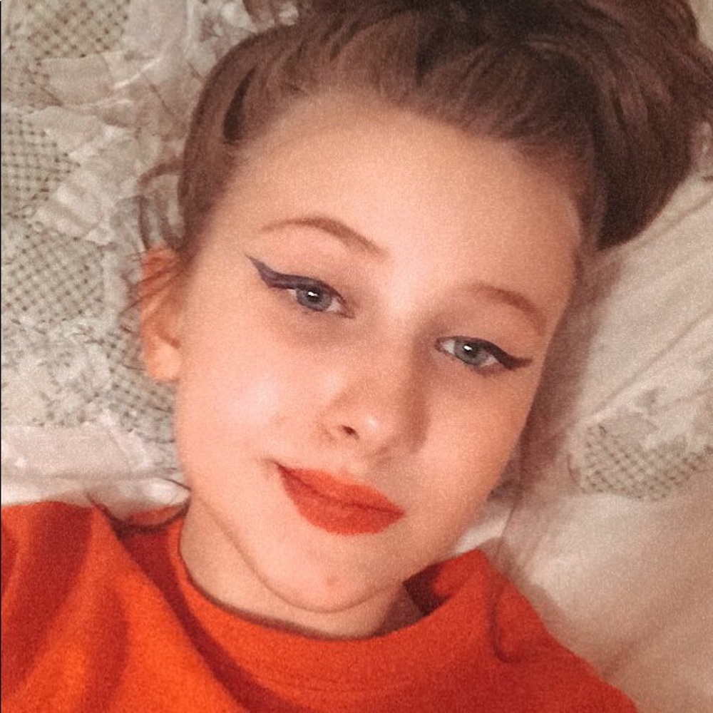 Meet your Posher, Laney